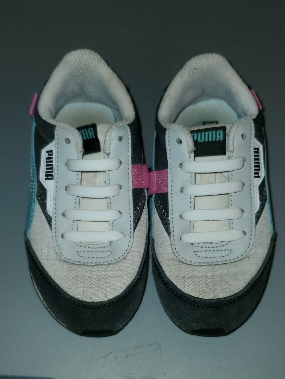 B2G1F Puma Kids' White & Pink Athletic Shoes Toddler 11
